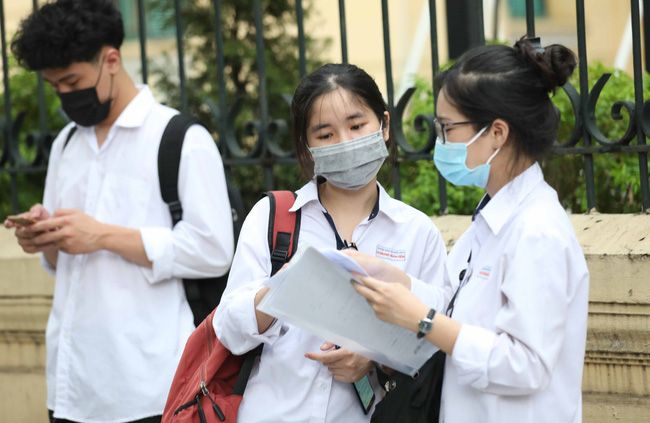 Gợi ý đáp án đề thi môn GDCD thi tốt nghiệp THPT 2022 chính xác nhất (tất cả các mã đề) - Ảnh 1