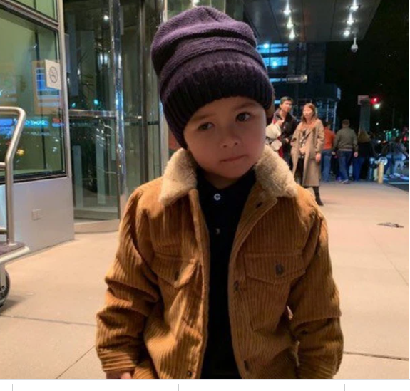 Con trai Đan Trường - 4 tuổi mặc đồ Gucci, có công ty riêng, kiếm nghìn đô mỗi tháng - Ảnh 2
