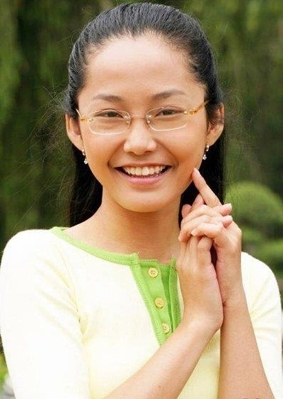 'Nhỏ Hạnh' Kính Vạn Hoa ở tuổi 32: Xinh đẹp, độc thân, làm giảng viên tại Úc - Ảnh 1