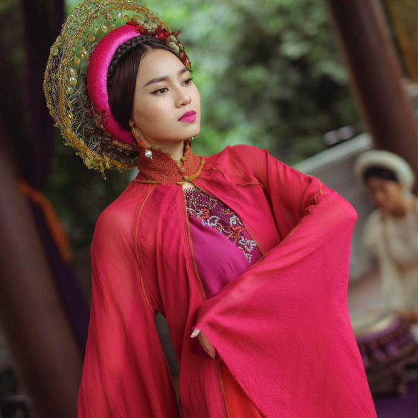 Tuổi 31 của 'Đại mỹ nhân màn ảnh Việt' Lan Ngọc: Có đủ danh vọng - tiền bạc - nhan sắc - Ảnh 3