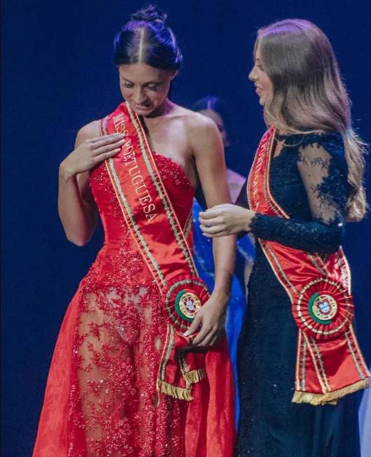 Ngoại hình tân Hoa hậu Bồ Đào Nha dậy sóng MXH khi đặt cạnh Đỗ Thị Hà - Ảnh 3