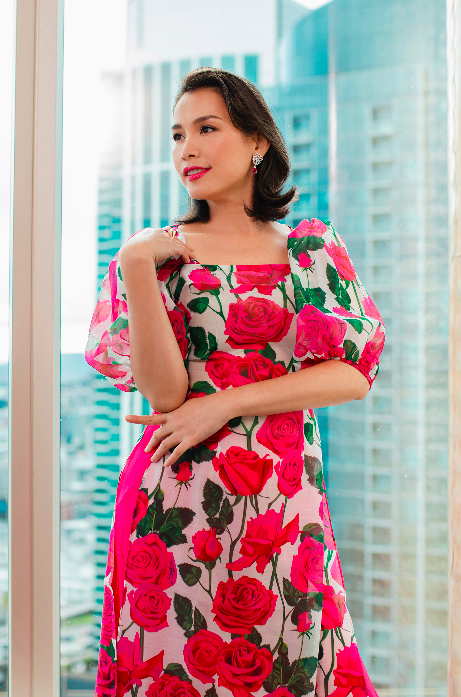 Ngọc Khánh, Hoa hậu Việt Nam sở hữu vẻ đẹp 'lệch chuẩn' và cuộc sống bình yên ở Mỹ với chồng Tây - Ảnh 2