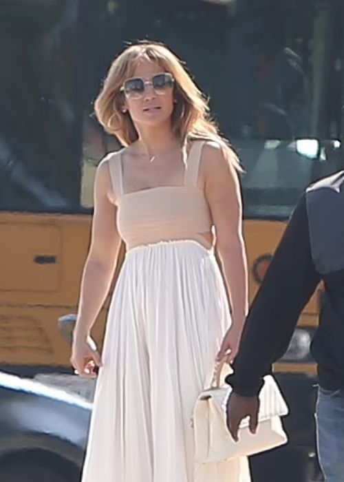 Jennifer Lopez đã chuyển đến sống gần tình cũ Ben Affleck.