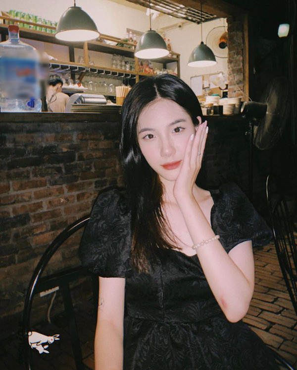 Nữ sinh 2k4 hot chẳng kém đáp án kì thi THPT Quốc gia 2022 - Ảnh 2