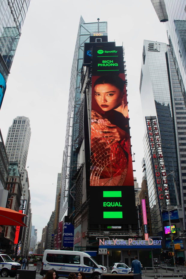 Bích Phương xuất hiện trên banner quảng cáo tại Quảng trường Thời đại ở Mỹ - Ảnh 2