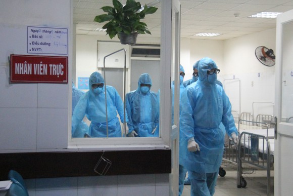 Chuyên gia người Nhật tử vong ở Hà Nội nhiễm chủng virus Covid-19 mới, lần đầu phát hiện ở Việt Nam - Ảnh 1
