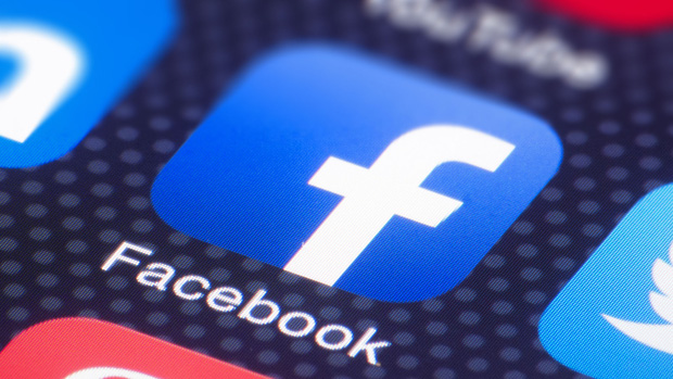 Facebook có thể buộc phải bán Instagram và WhatsApp - Ảnh 2