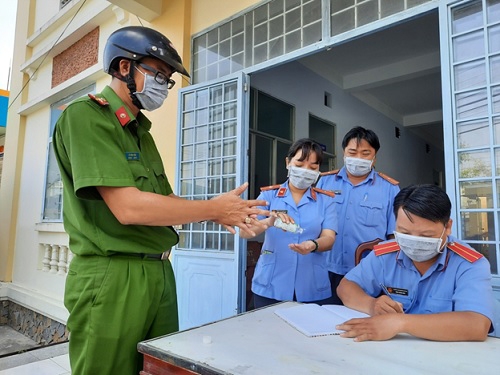 Lộ trình của một kiểm sát viên có tiếp xúc với bệnh nhân 1451 - Ảnh 1