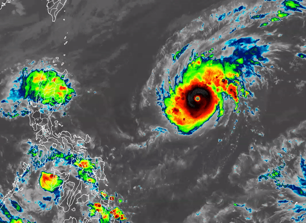 Siêu bão Goni đổ bộ Philippines, hơn 30 triệu người bị ảnh hưởng - Ảnh 1