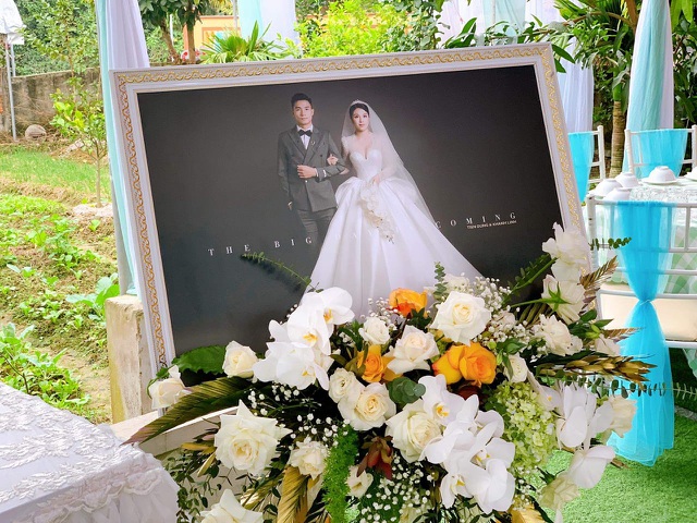 Đám cưới Bùi Tiến Dũng ở Hà Tĩnh: Cô dâu Khánh Linh và bé Sushi là tâm điểm - Ảnh 5