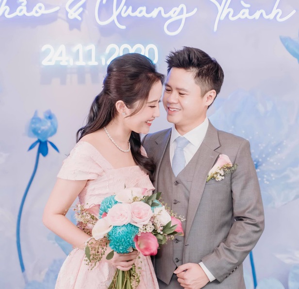 Lộ diện thiệp cưới của cặp đôi Phan Thành - Primmy Trương - Ảnh 3