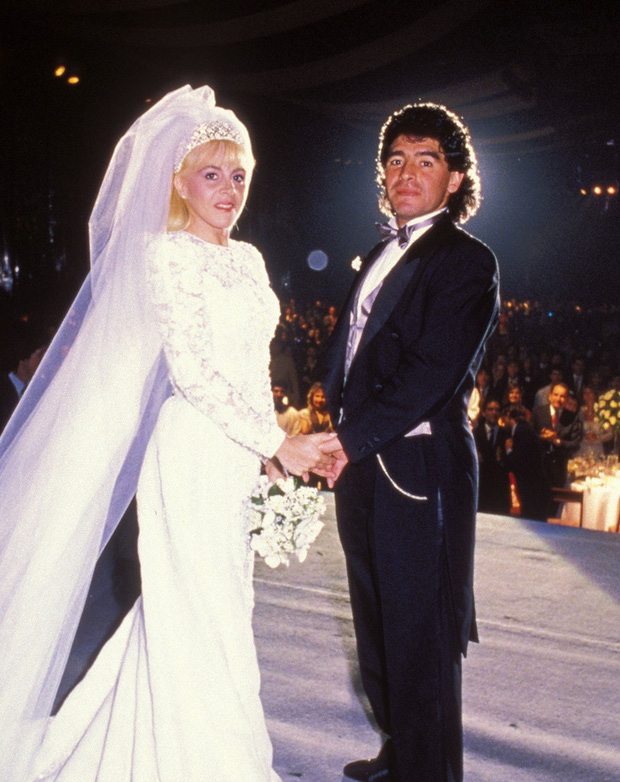 Maradona cùng người vợ duy nhất Claudia Villafane
