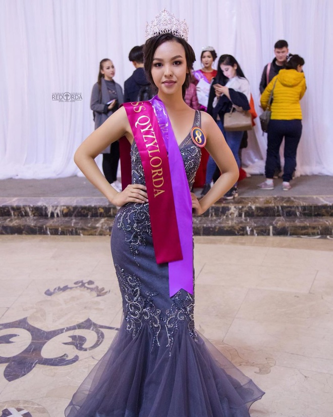Vận động viên Karate 18 tuổi đăng quang Hoa hậu Kazakhstan 2020 - Ảnh 1