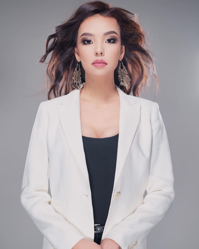 Vận động viên Karate 18 tuổi đăng quang Hoa hậu Kazakhstan 2020 - Ảnh 2