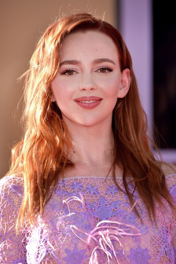 Khoe cận nhan sắc Natasha Bassett - bạn gái kém 23 tuổi của Elon Musk - Ảnh 4