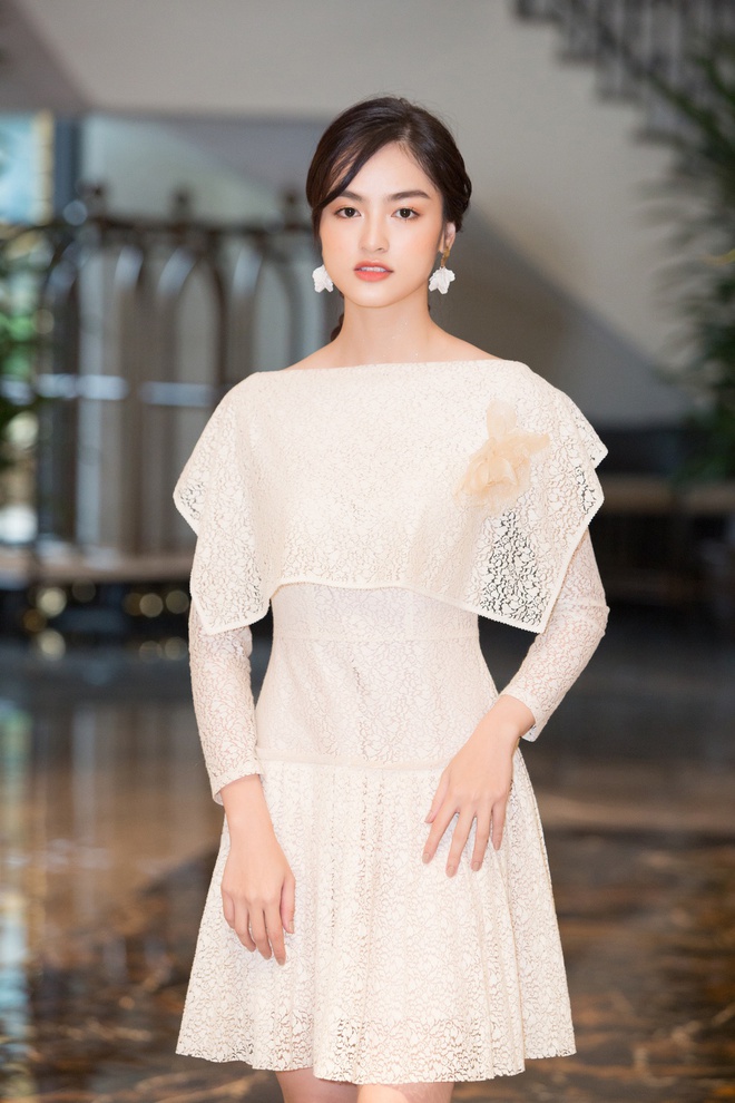 Top 3 thí sinh Hoa hậu Việt Nam 2020 chứng minh chân dài não cũng... dài - Ảnh 3