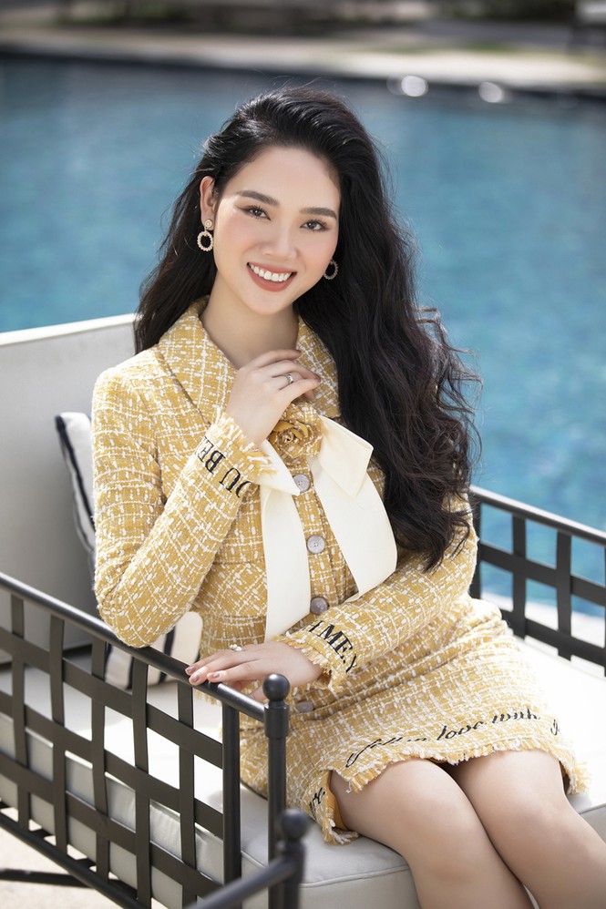 Hoa hậu Mai Phương bất ngờ tái xuất gây ấn tượng với nhan sắc như đôi mươi - Ảnh 4