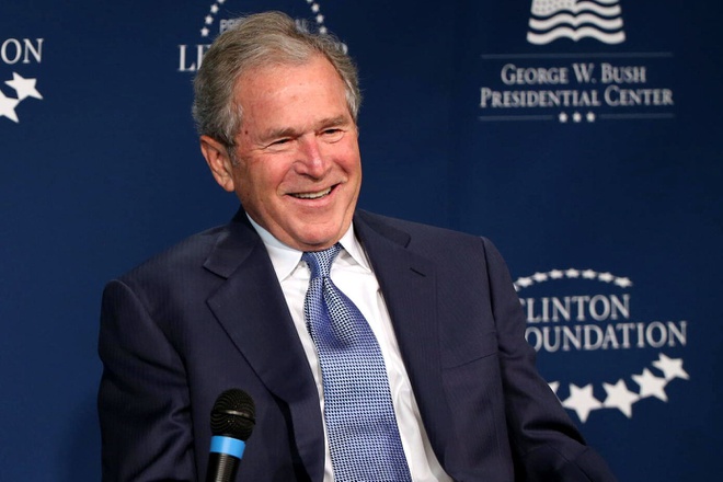 Ông George W.Bush tổng thống thứ 43 của nước Mỹ.