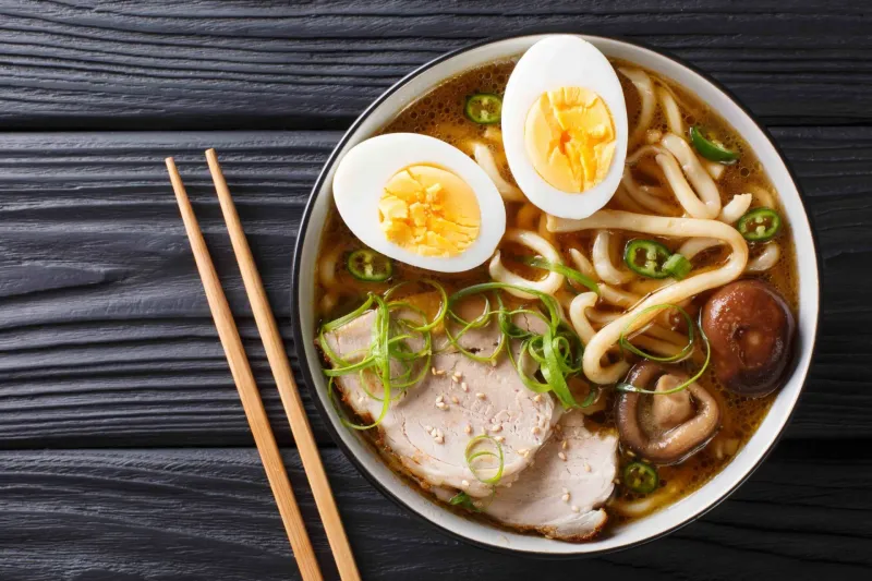 Mì Udon có gì đặc biệt mà người Nhật nhất định phải ăn trong ngày hè? - Ảnh 1