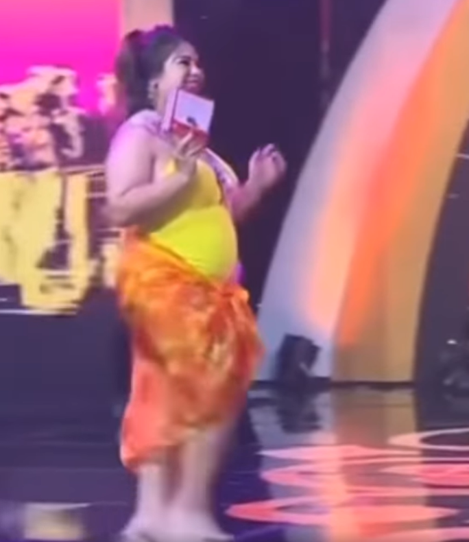 Thí sinh bầu 6 tháng vẫn tự tin thi áo tắm tại Hoa hậu doanh nhân Việt Nam - Ảnh 1