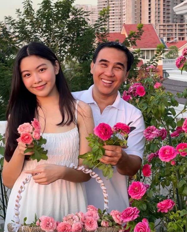 Vườn hoa hồng của bà xã Dạ Thảo