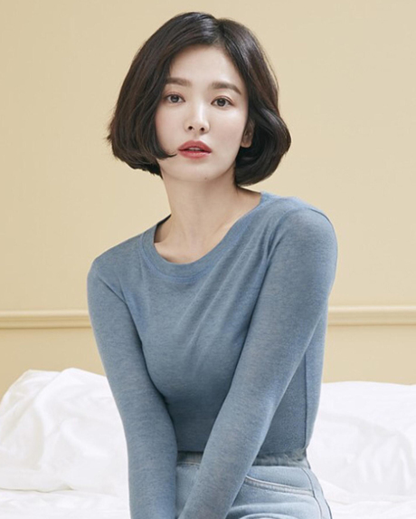 6 kiểu tóc đẹp 'vô đối' của Song Hye Kyo: Lời gợi ý tuyệt vời để nàng 30+ trẻ hóa diện mạo - Ảnh 10