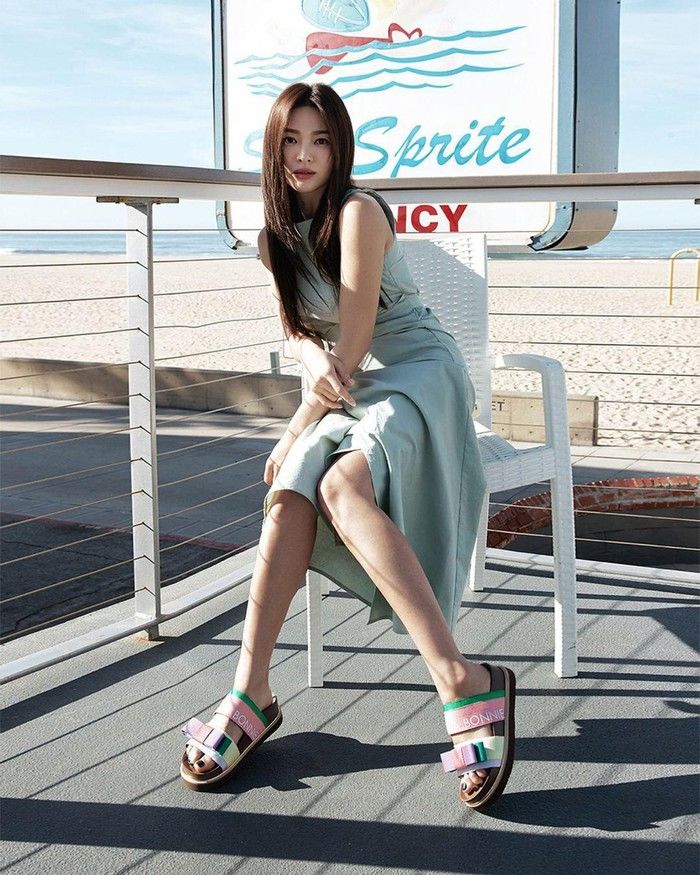 6 kiểu tóc đẹp 'vô đối' của Song Hye Kyo: Lời gợi ý tuyệt vời để nàng 30+ trẻ hóa diện mạo - Ảnh 7