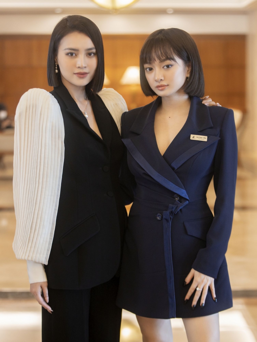 Cô Gái Từ Quá Khứ cũng là bộ phim đánh dấu lần hợp tác đầu tiên của bộ đôi mỹ nhân Ninh Dương Lan Ngọc và Kaity Nguyễn