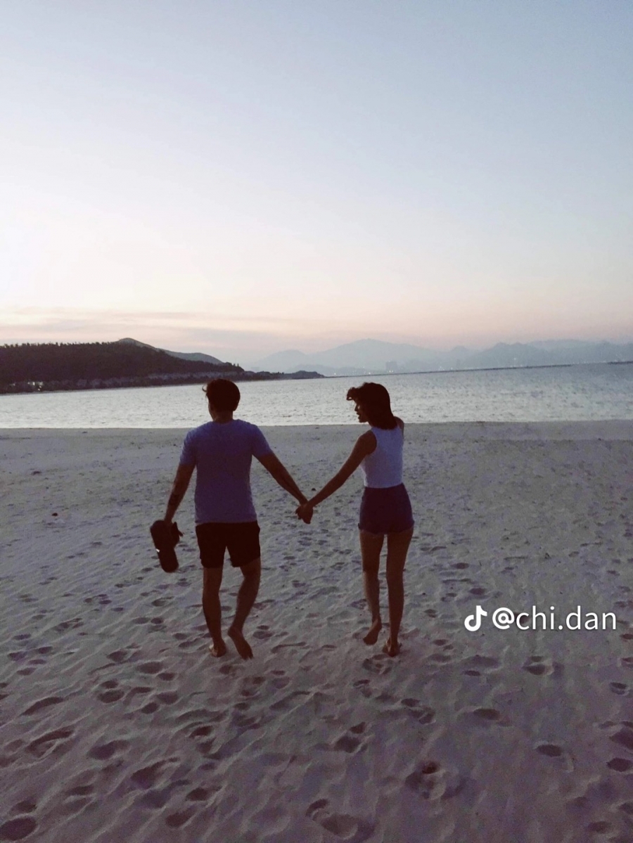 Chi Dân công khai loạt ảnh tình tứ bên bạn gái, netizen nháo nhào gọi tên Lan Ngọc - Ảnh 5