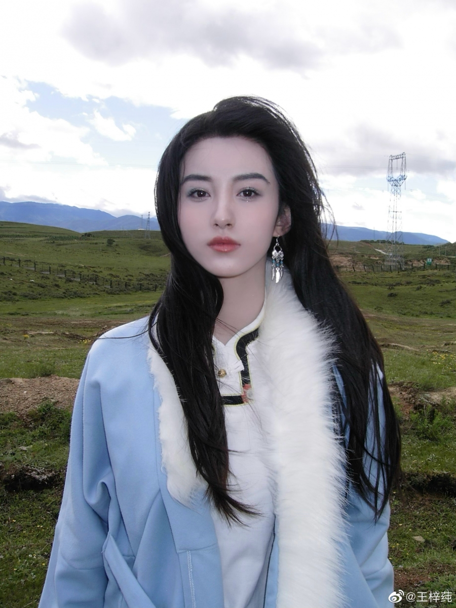 Loạt ảnh đẹp mê mẩn của Vương Tử Thuần - tân Tiểu Long Nữ Thần điêu đại hiệp phiên bản 2022 - Ảnh 4