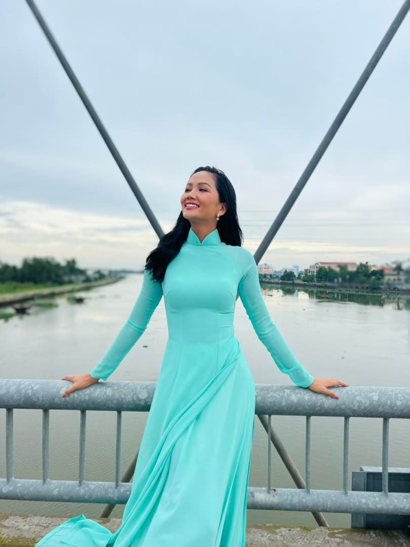 Miss Peace Việt Nam bỏ thi áo tắm, cho các người đẹp thi chơi golf, bóng rổ - Ảnh 3