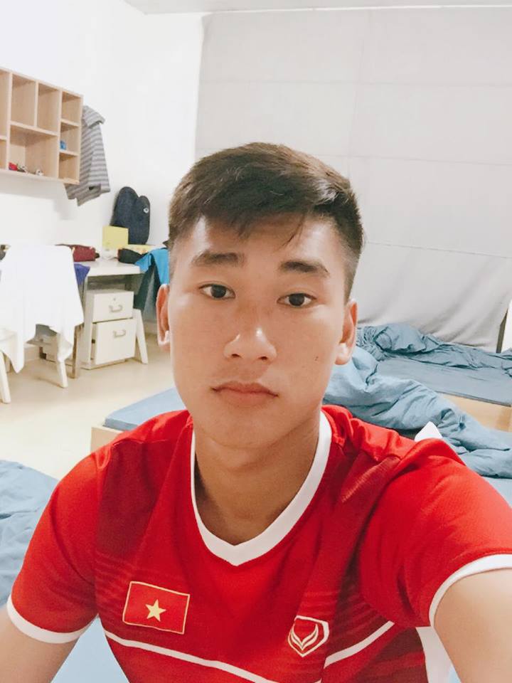 Nhâm Mạnh Dũng là ai? Cầu thủ ghi bàn duy nhất giúp U23 Việt Nam giành HCV bóng đá tại SEA Games 31 - Ảnh 9