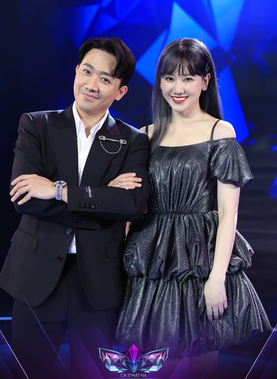 Đây cũng là sự xuất hiện mới nhất của vợ chồng Trấn Thành - Hari Won trên sóng truyền hình sau thời gian vướng ồn ào rạn nứt tình cảm.