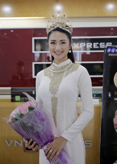 Hoa hậu Thu Ngân kín tiếng hẳn sau khi lấy chồng doanh nhân
