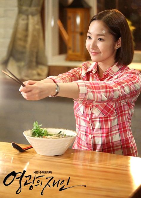 7 vai diễn ấn tượng nhất của cô 'thư ký' đa tài Park Min Young
