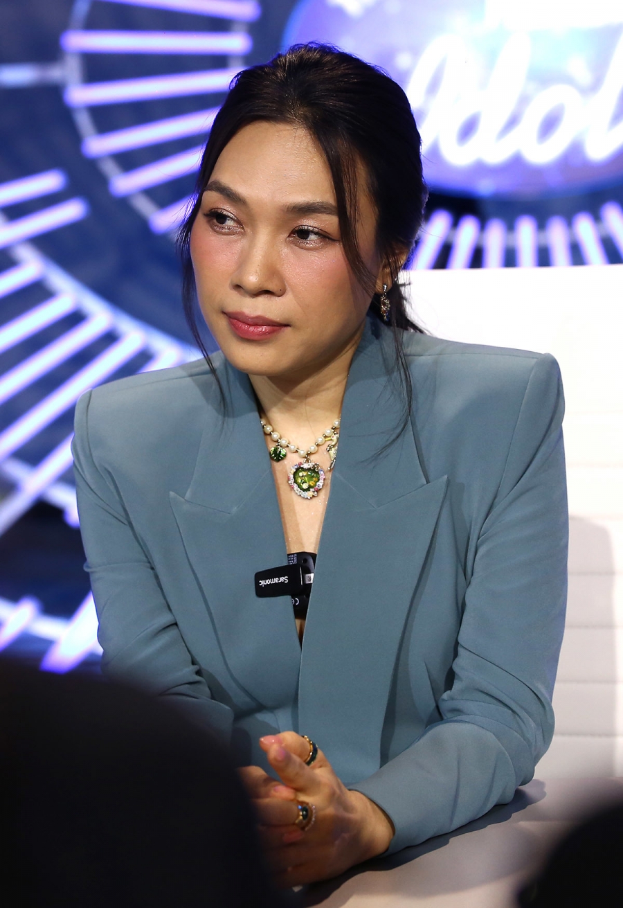 Mỹ Tâm biến hóa phong cách trên ghế 'nóng' Vietnam Idol