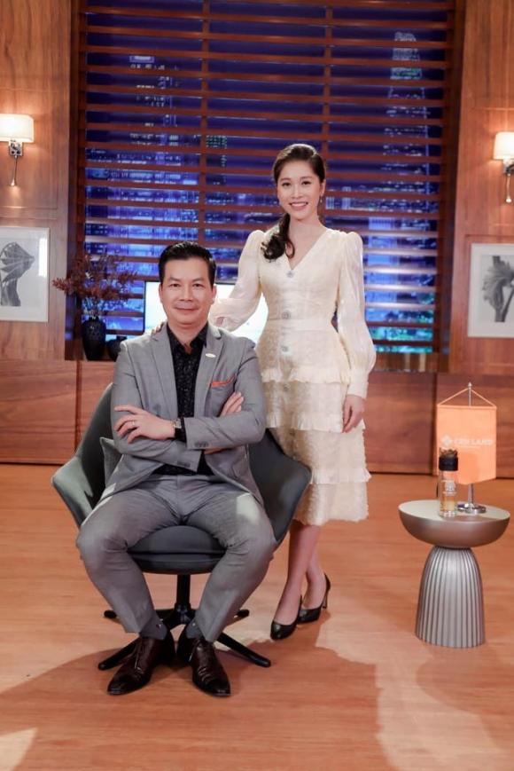 Năm 2018, Shark Hưng kết hôn với Nguyễn Thu Trang