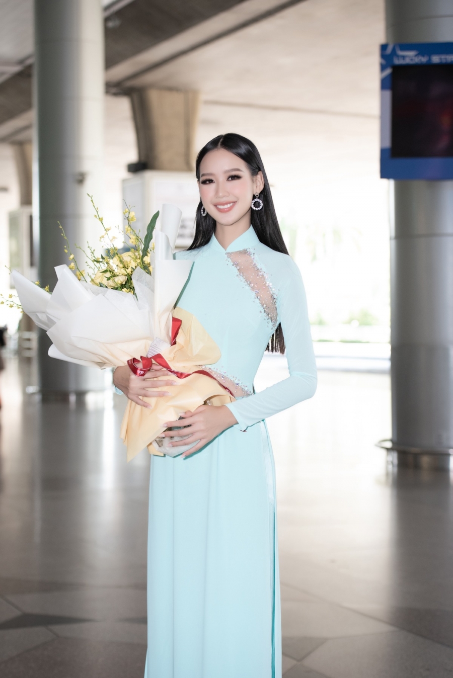 Á hậu Bảo Ngọc là người đẹp đầu tiên trong top 3 Hoa hậu Thế giới Việt Nam 2022 được 'xuất khẩu' ra quốc tế