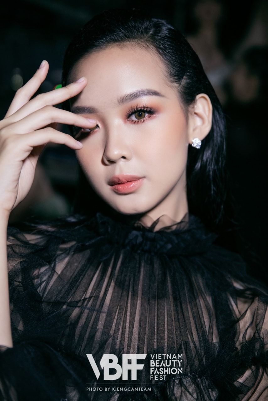 10 ứng viên cho vương miện Miss World Vietnam 2022, Nam Em khó đăng quang - Ảnh 8
