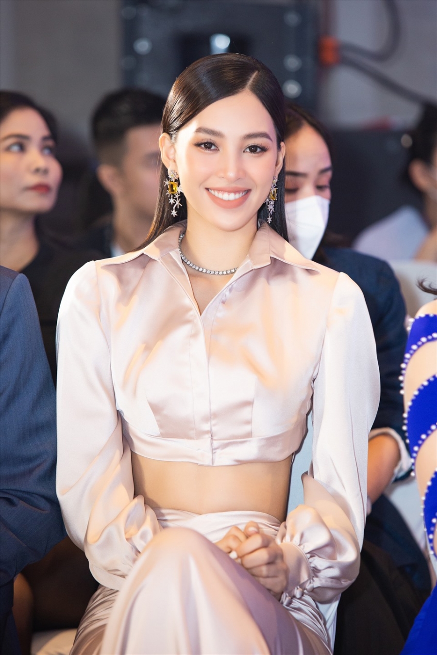 Tiểu Vy nói thẳng về cơ hội giành vương miện của Nam Em ở Miss Word Vietnam - Ảnh 1