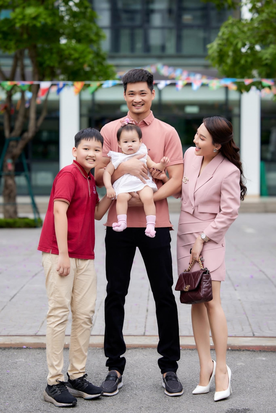 Gia đình hạnh phúc của Bảo Thanh.