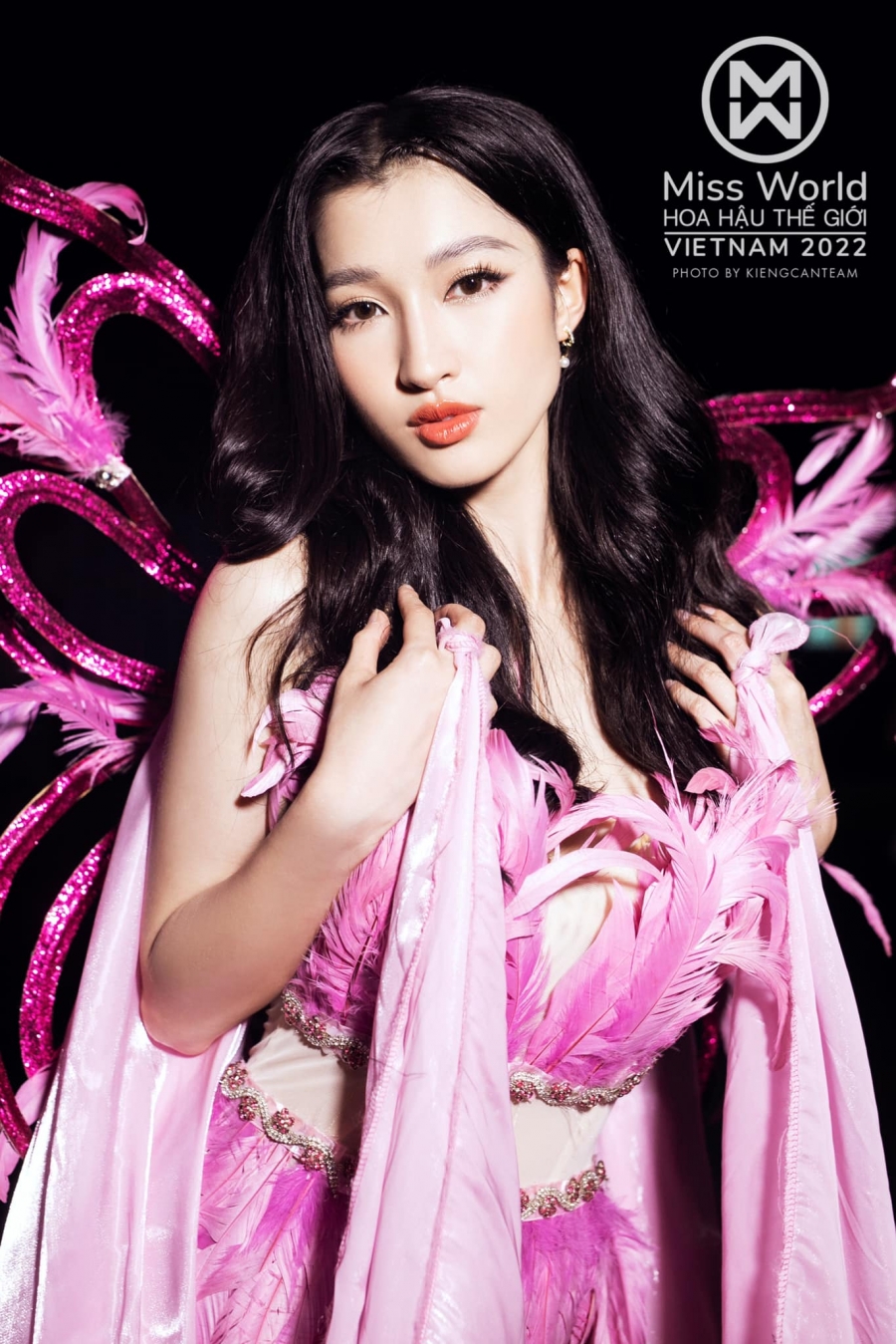 Á hậu Phương Nhi là ai? Người đẹp Miss World Vietnam 2022 có vòng eo siêu nhỏ - Ảnh 4