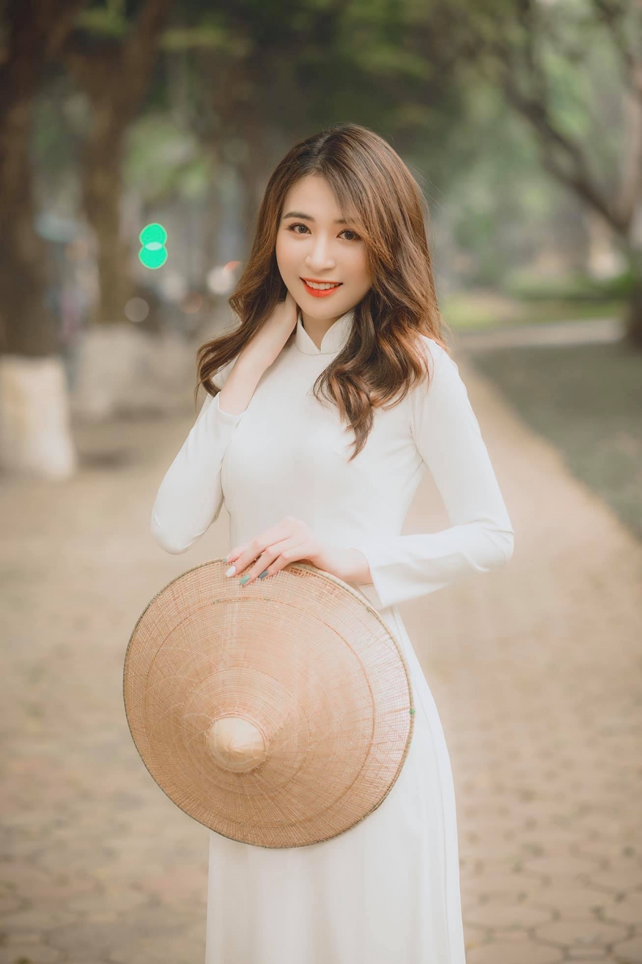 Nhan sắc Người đẹp biển Miss World Việt Nam: 'Đường cong F1', học siêu giỏi - Ảnh 4