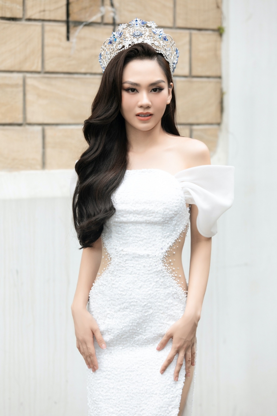 Mai Phương đã trải qua một hành trình rèn luyện bền bỉ trước khi chạm đến chiếc vương miện của Hoa hậu Thế giới Việt Nam 2022.