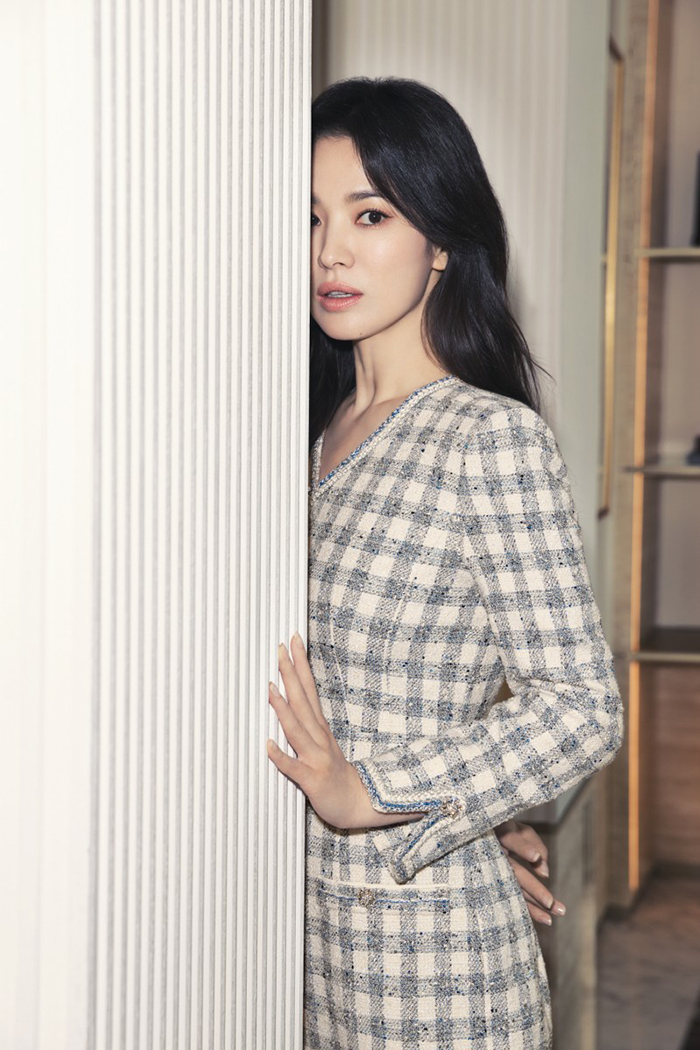 BST những set đồ vải tweed đẹp nhất của Song Hye Kyo - Ảnh 9