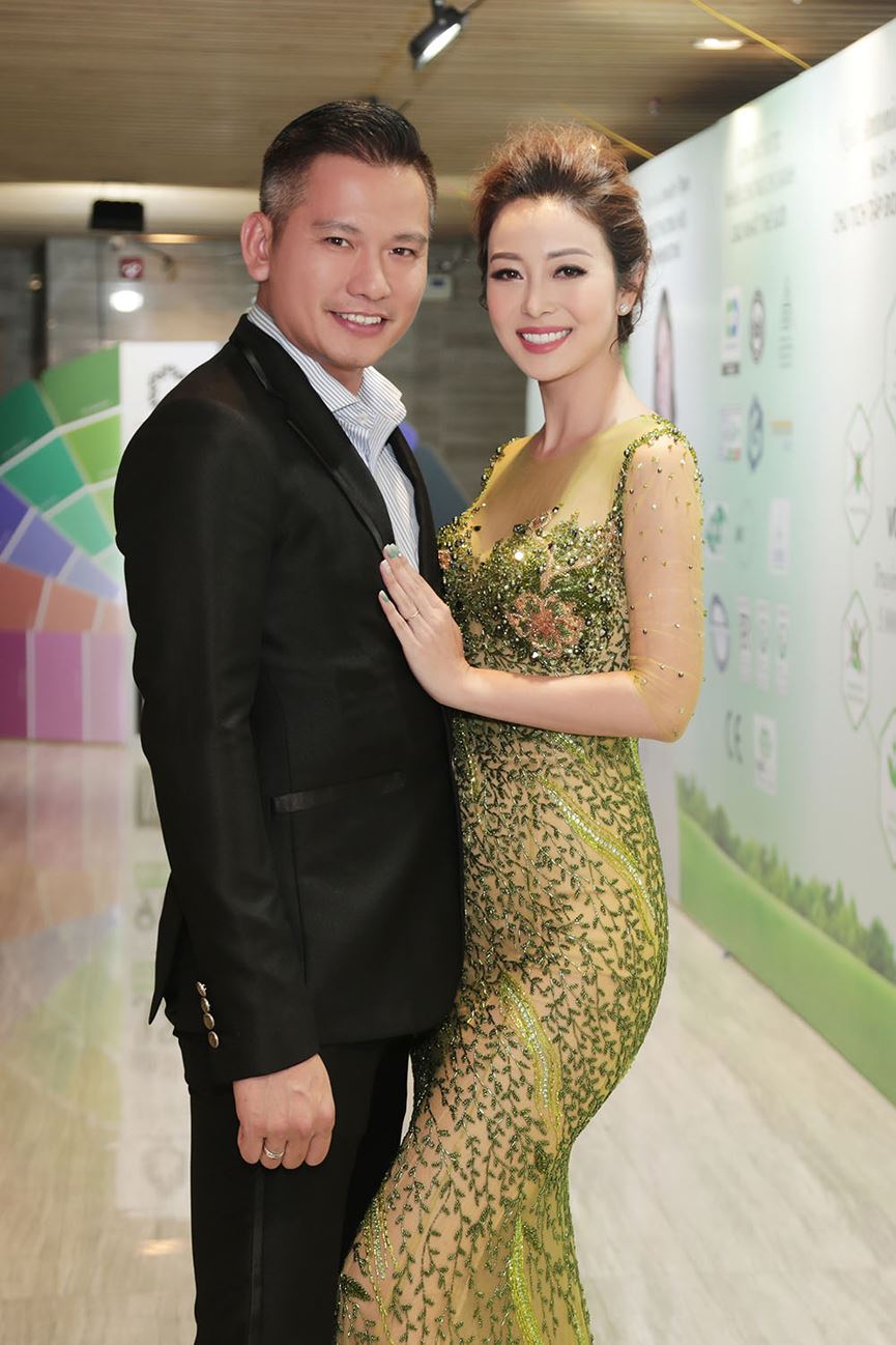 Chồng của Jennifer Phạm là doanh nhân Nguyễn Đức Hải, là con trai cả trong một gia đình tri thức có tiếng