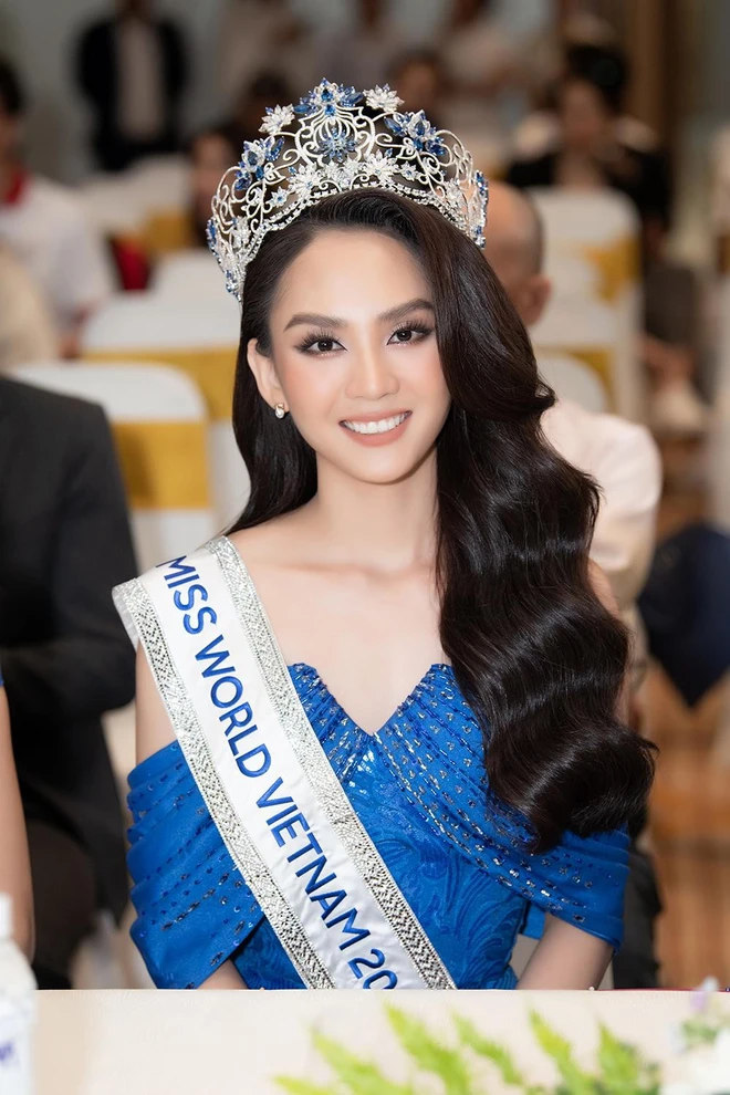  Mai Phương là một trong những thí sinh được chú ý nhất từ những ngày đầu tiên tại Miss World Vietnam 2022