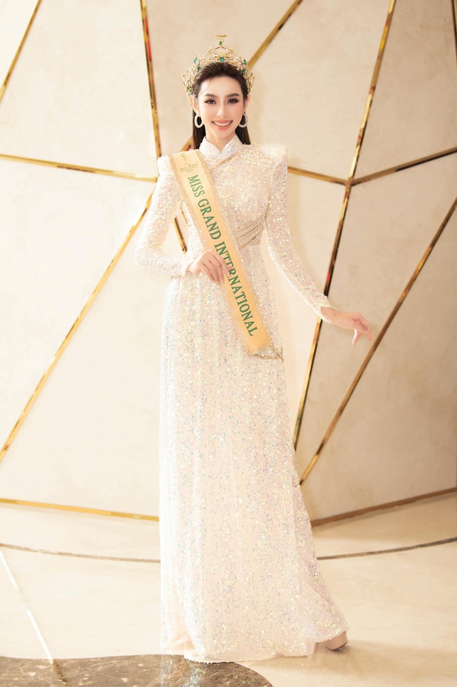 Hoa hậu Thùy Tiên tích cực tham gia các hoạt động trong vai trò đương kim Miss Grand International.