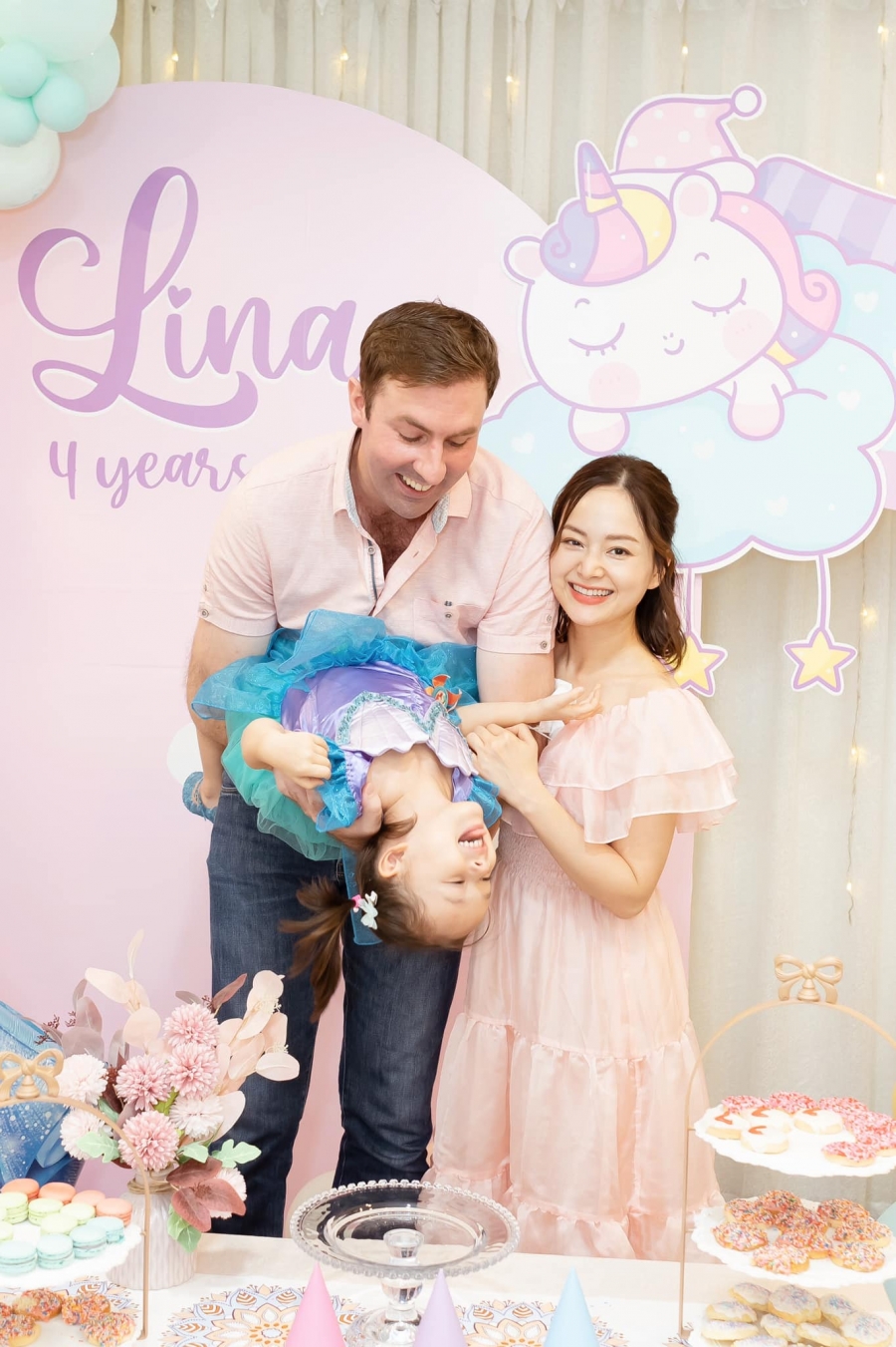 Gác lại nỗi buồn của Vân Khánh, Lan Phương tổ chức sinh nhật 4 tuổi linh đình cho con gái lai Tây - Ảnh 2