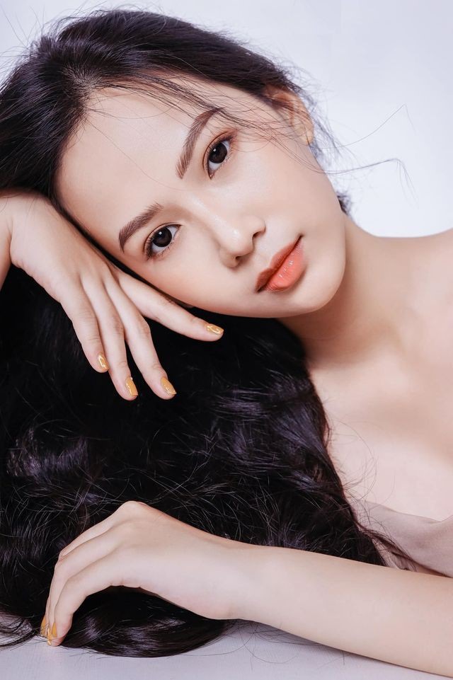 Top 5 Hoa hậu Việt Nam 2020 lên xe hoa ở tuổi 22, tình cũ đại gia Đức Huy cũng có mặt - Ảnh 11